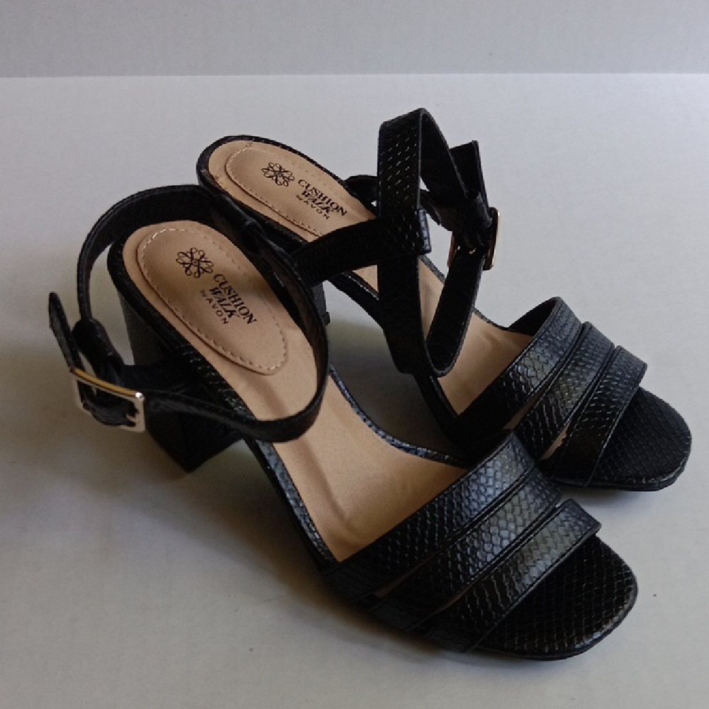 BLACK SUMMER STRAPPY HEELS SIZE 6